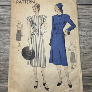 RARE 1946 Vogue Sewing Pattern 5974 Misses Diagonal Close Peplum Blouse Top & Slim Skirt Size 16 Uncut- Vogue 40’s dress, 40’s clothing