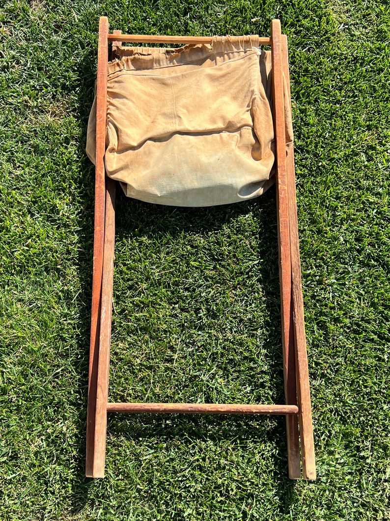 RARE Antique NEVR STOOP Wood Folding Laundry Basket with Fabric Liner antique laundry, laundry holder, wood laundry rack,antique laundry image 3