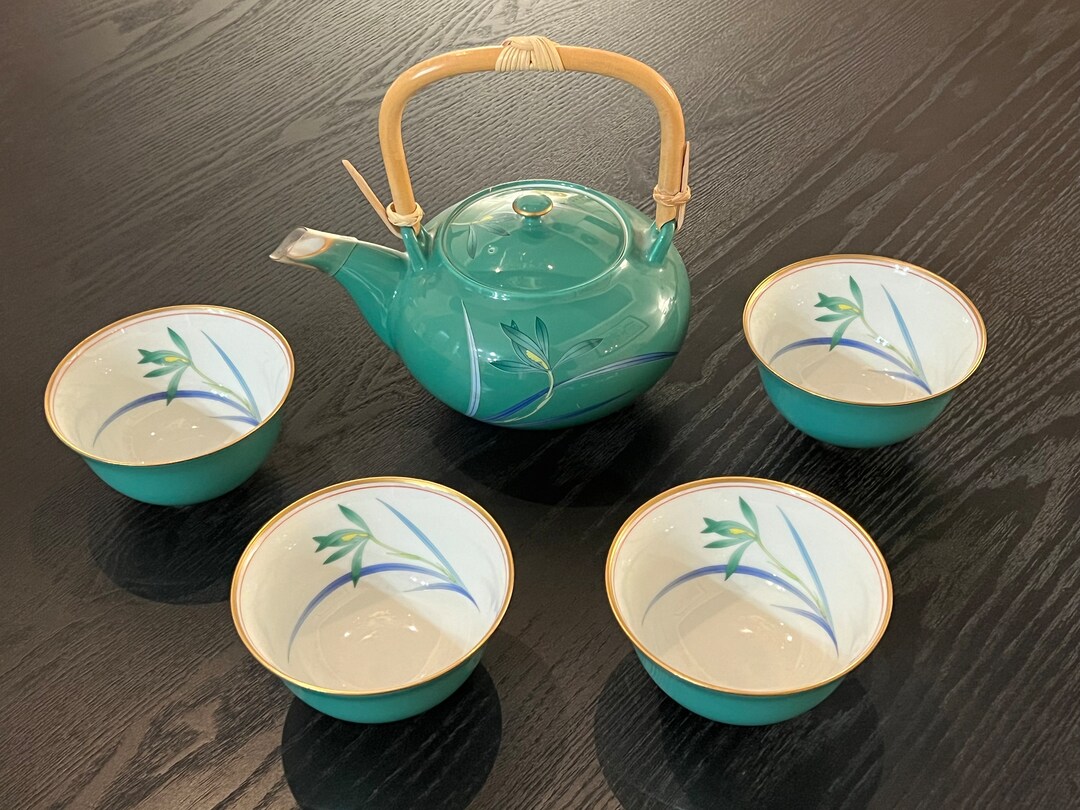 Koransha Celadon Green Porcelain Tea Set Small Teapot & 4 Teacups With