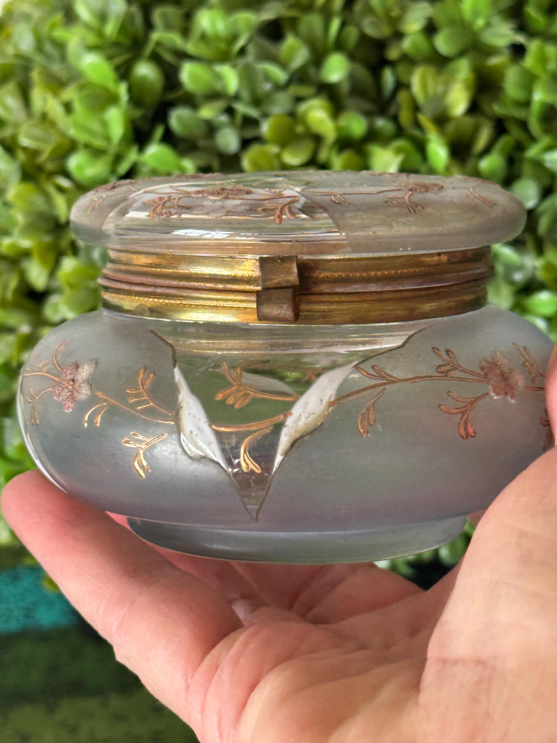 お洒落アンティークモザイクガラスBOX  アンティークブルー Bohemian MOSER Blue Frosted Glass Hinged Trinket Box Jewelry Box