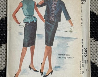 Falda McCall's 5936 de 1961 con blusa peplum y chaqueta corta de corte recto, talla 12 ~ Vestido sastre de los años 60