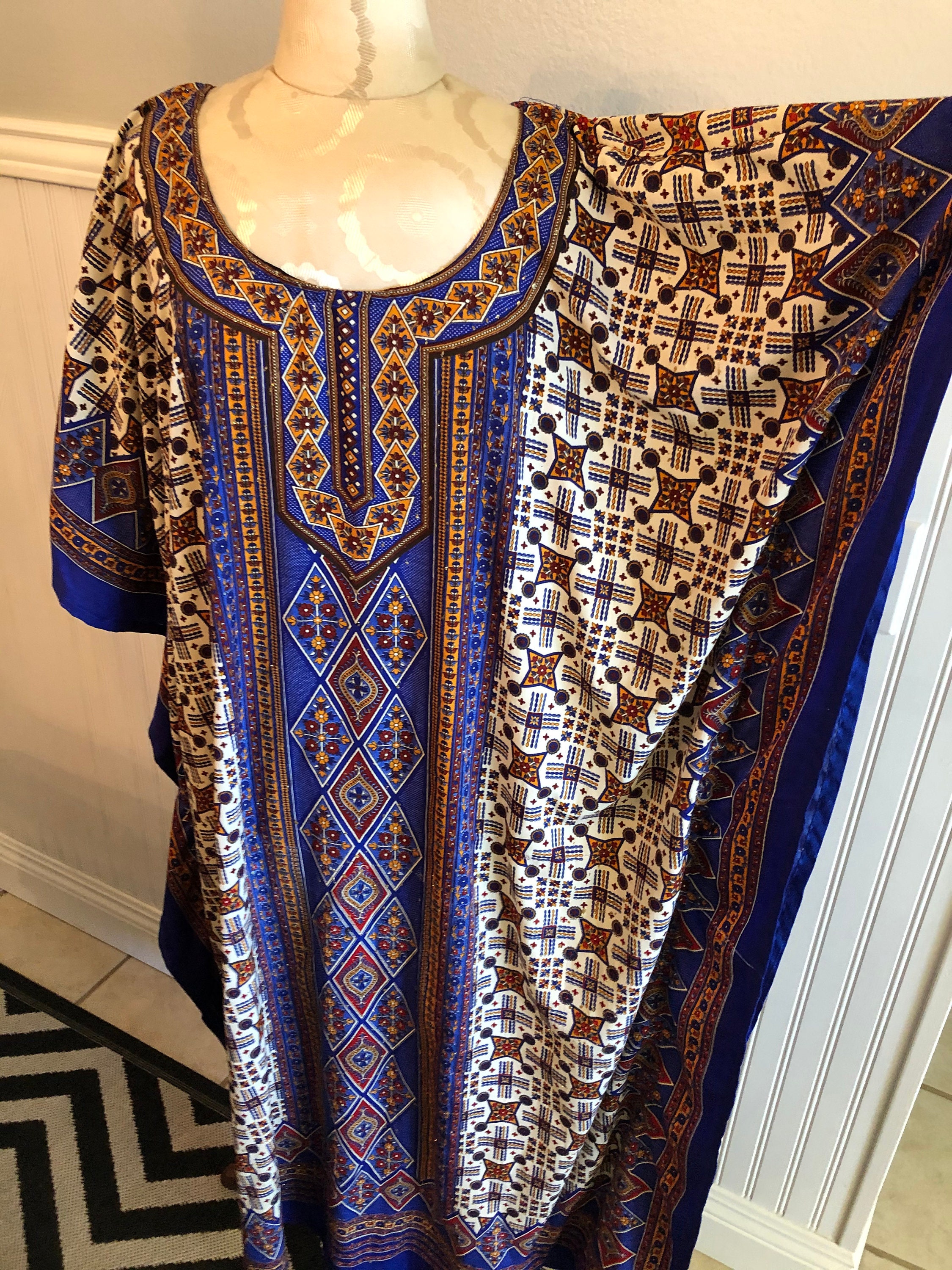 batik caftan