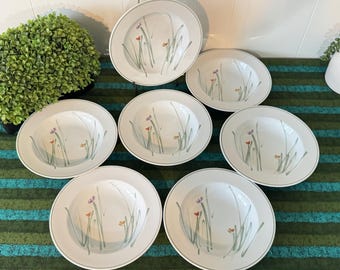 RARE 1970's Mikasa Vera Marigolds Set of 6 Dessert or Salad Plates