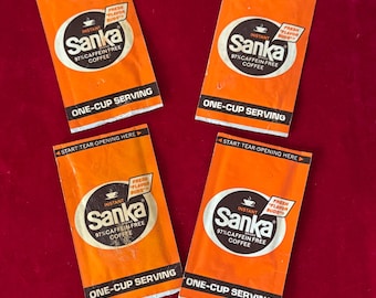 Lot de 4 sachets de 1 tasse de café Sanka instantanés scellés, vintage des années 1970 ~ Cuisine du milieu du siècle, paquet de café vintage, décoration de cuisine, café rétro