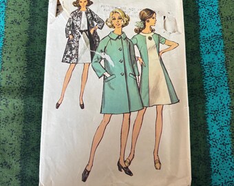 1974 Simplicity Sewing Pattern 4276 Misses Short Poncho Cape Cloak Coat ...