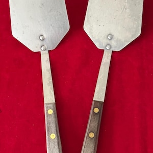 Vintage Solid Spatula with Wood Handle 11 1/2” stainless Steel Made in USA- vintage solid spatula, vintage kitchen utensil