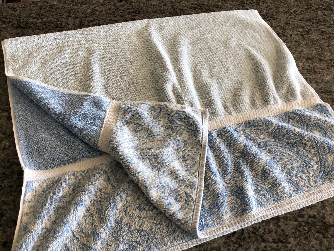 Vintage Fieldcrest Royal Velvet Blue With Paisley Hem Etsy UK