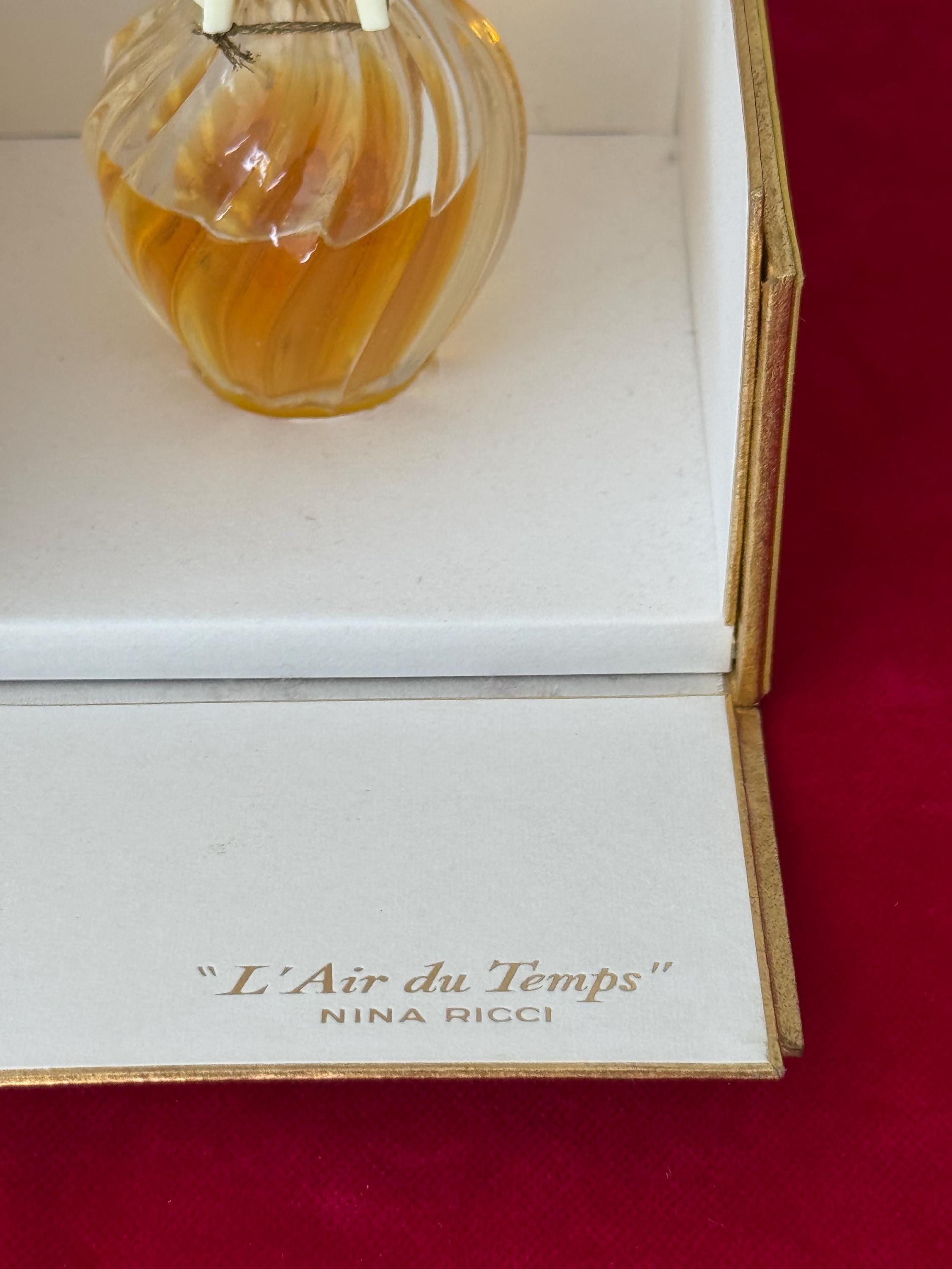 1960/70's Nina Ricci L'air Du Temps Perfume Bottle 1/2 Full