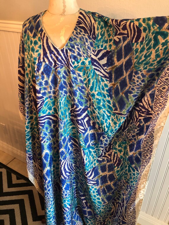 Women's Ruth Norman Blue and Aqua Floral Print Pol