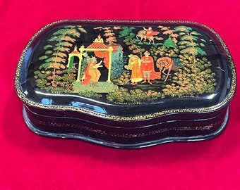 Vintage Russian Palekh Hand Painted Black Lacquer Box With Red