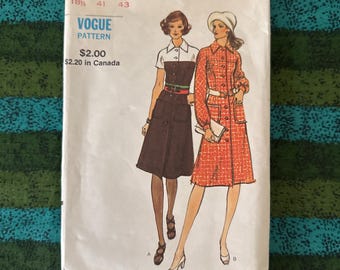 ZELDZAME jaren 1970 Vogue naaipatroon 8209 Misses semi-aangesloten jurk met knoop aan de voorkant maat 18 1/2 gesneden ~ button-down jurk, jas jurk patroon