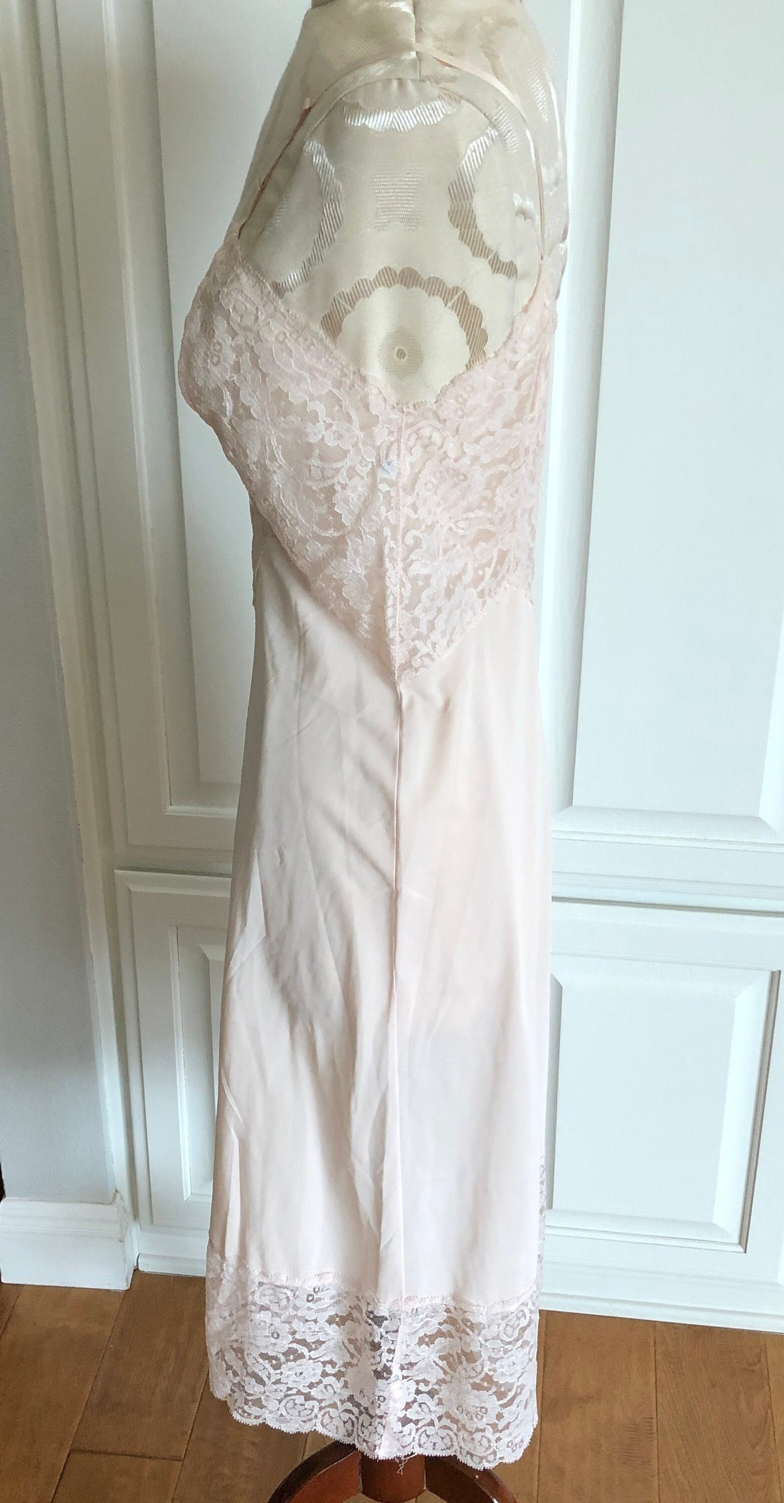Vintage Vanity Fair Pink Full Slip With All Lace Bra and Hem Etsy