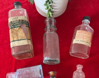 Antique  Medicine Bottle Lot~ Ryan & Crummel San Diego, Tom Birk Boric Acid, Fisher Drummond Co MI, Kutnow's Powder, Grand Rapids Bottle