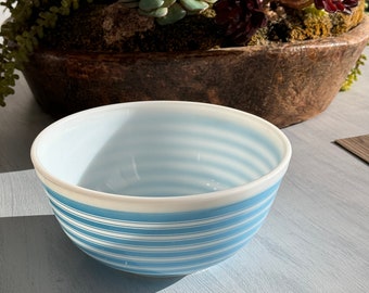 Vintage Pyrex blue striped bowl number 403 2 1/2 quart-vintage Pyrex, Pyrex rainbow striped bowl