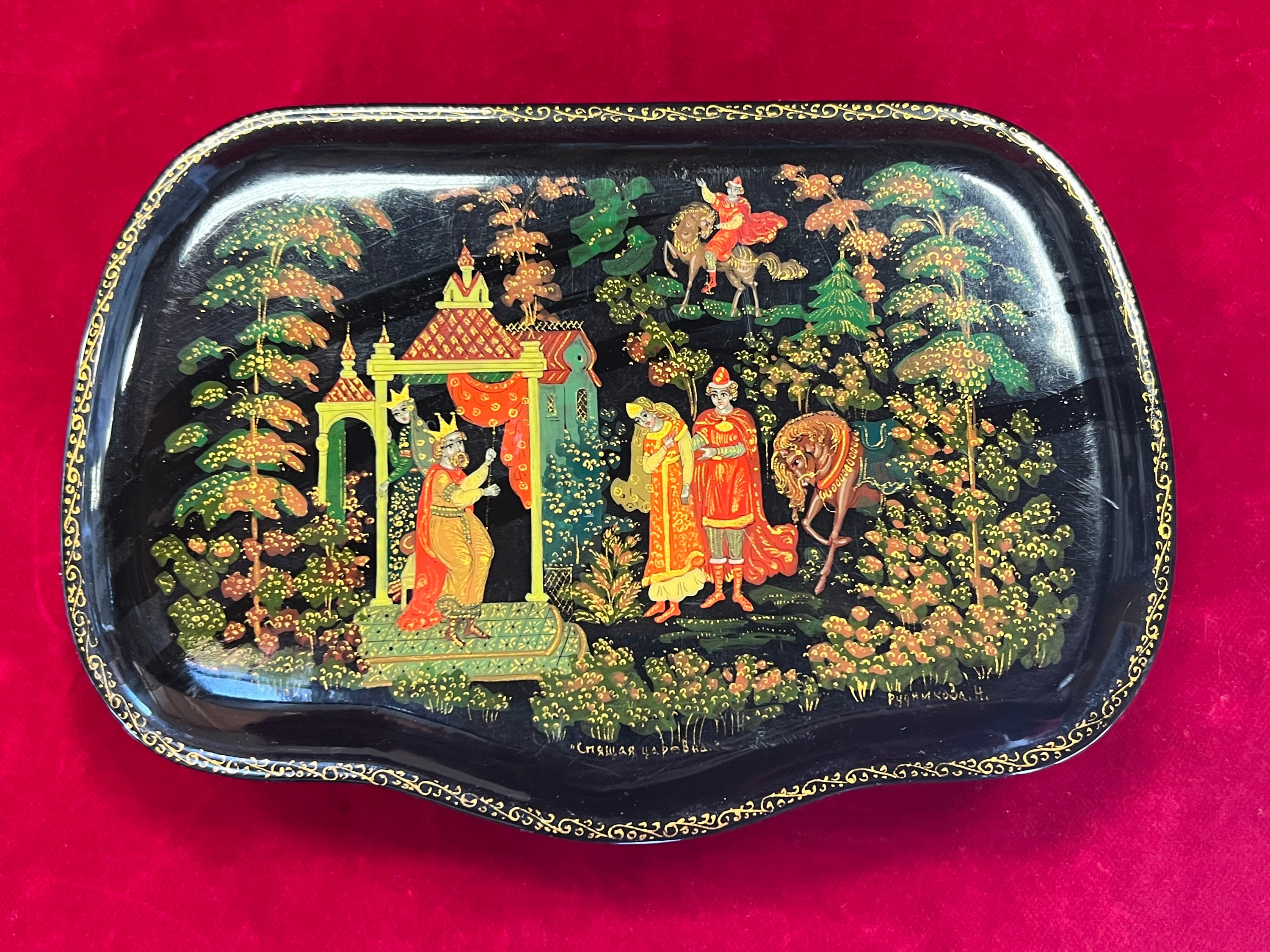 Vintage Russian Palekh Hand Painted Black Lacquer Box With Red