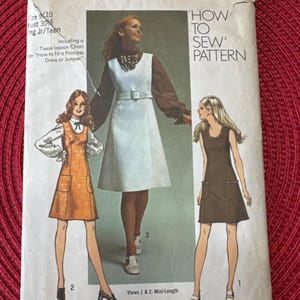 1970 Simplicity Sewing Pattern 9235 Misses Sleeveless Jumper or Dress in 2 Lengths size 9-10 Cut - 1970 jumper, 1970 mini dress pattern
