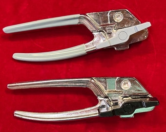 U Choose-vintage EKCO Heavy Duty Held Can Opener Swing A-way 