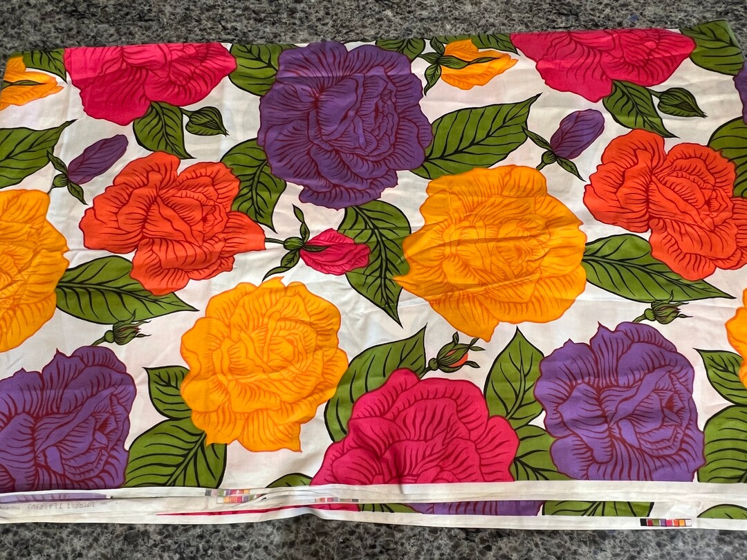 Rarest Cloth Rare Vintage Bold Large Floral Cotton Medium Weight Sateen Fabric by ...