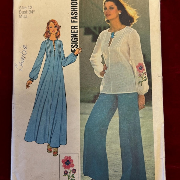 Caftan ou blusa Simplicity 6927 de 1975 com calça pantalona e estampa, tamanho 12 - caftan ou túnica dos anos 70.