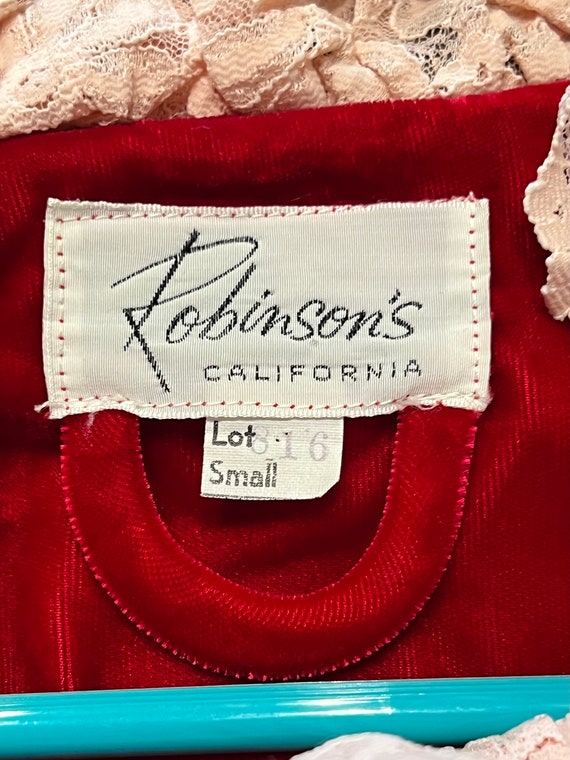 Vintage 70/80'S Robinson's Red Velvet Long Rhines… - image 3