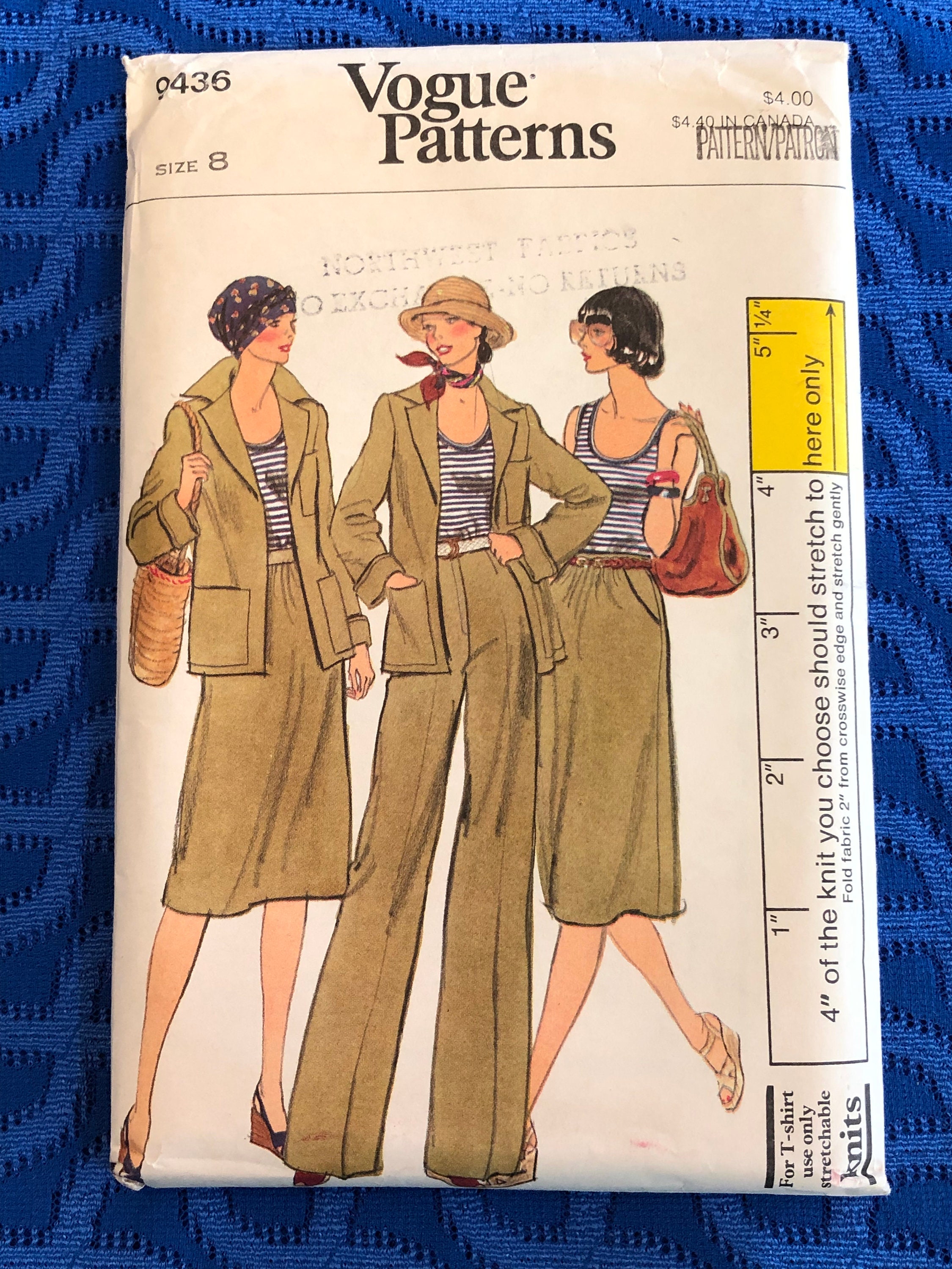 Vintage 1970/'s Uncut and unused Vogue Fabric Flower Pattern