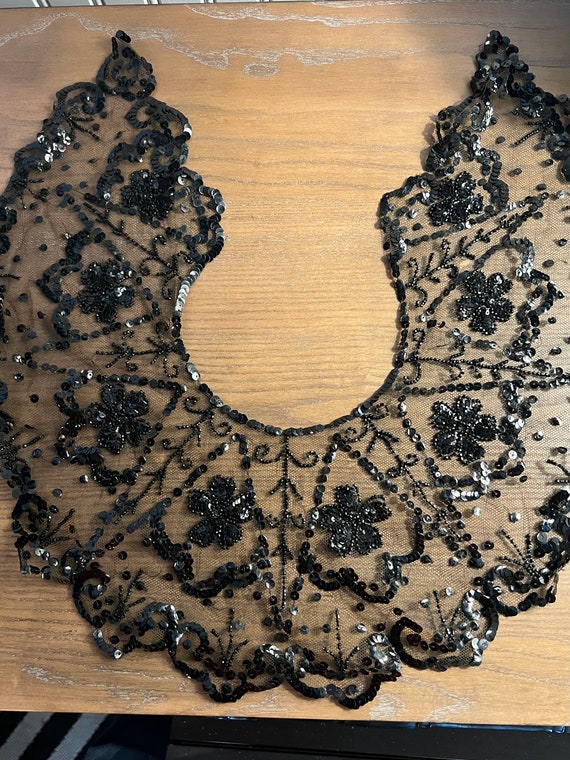 RARE Antique/Vintage Black Netted Lace Shawl Colla