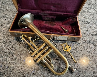 Vintage 1961 Olds Ambassador Trumpet in Case, Fullerton, CA