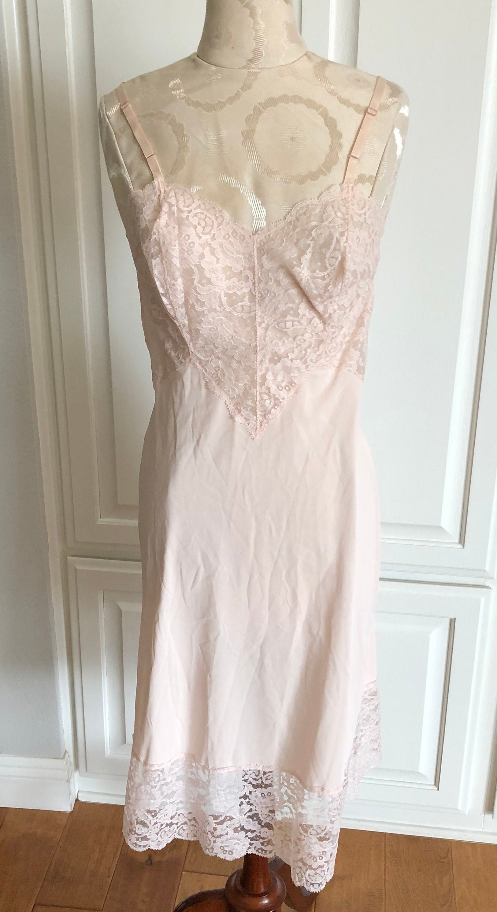 Vintage Vanity Fair Pink Full Slip With All Lace Bra and Hem Etsy