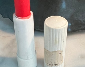 Vintage 1960/70&#39;s  Tussy Cosmetics Go Ahead Red Lipstick in White Linear Plastic Tube~ vintage lipstick, Tussy lipstick, Tussy Cosmetics,
