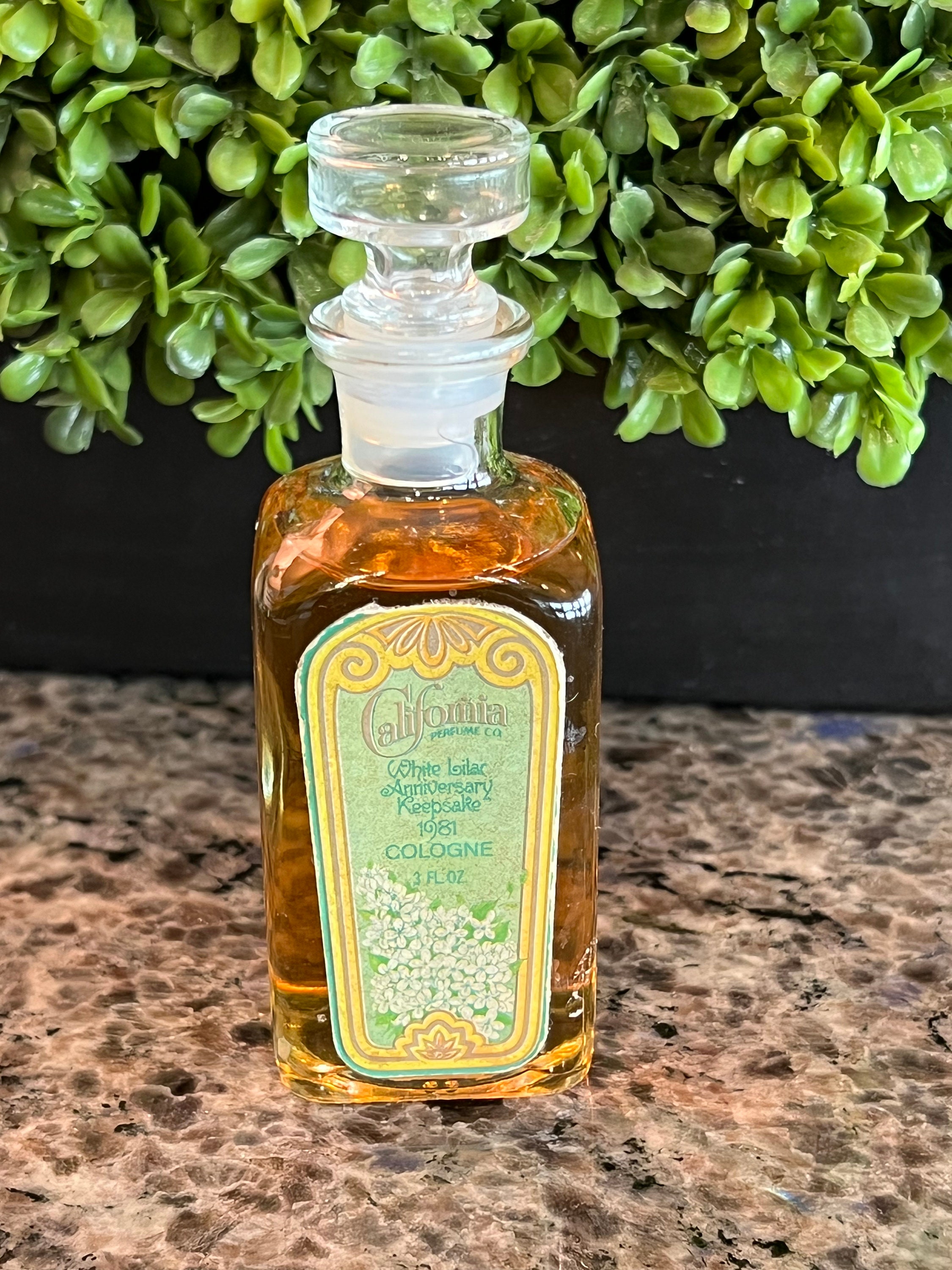 1981 Avon California Perfume Co White Lilac Anniversary Keepsake