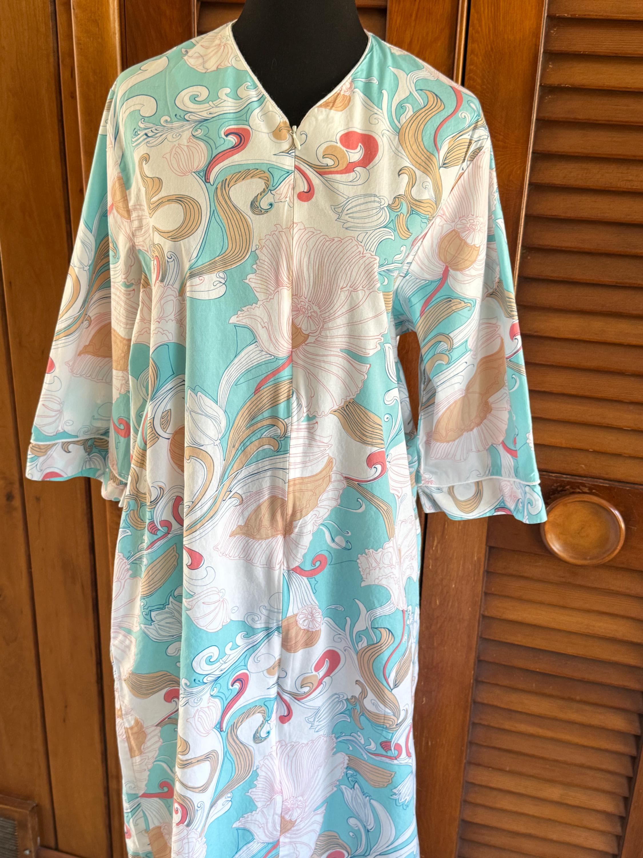 Scroll Zip Robe Carlton Hall Cotton Short Zip Robe Turquoise Print Size M-L- Short ...