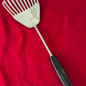 Vintage FOLEY Kitchen Kitchamajig Slotted Spatula Flipper, Strains, Blends, Whips, Mixes, Beats with Black Handle, 12&quot;~ kitchamajig utensil