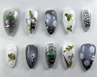 Uñas postizas de Totoro Studio Ghibli, uñas postizas de anime hechas a mano con espíritus del bosque, uñas de duendes de hollín, arte de uñas de Totoro, uñas de dibujos animados