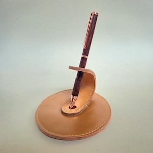 Penna in legno fatta a mano - penna a sfera twist artigianale - idea regalo prezioso