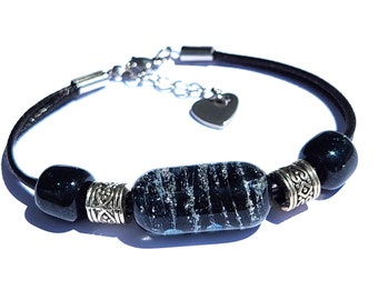 Pet Cremation Bracelet: Lampworked Glass Ash Memorial Jewelry