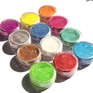Pearlescent Mica Pigment Powder, Set of 12 Colors -Mica Beginner Kit. Resin Craft Supplies. Bath Bombs Organic Mica Wax Melts Epoxy Nail Art