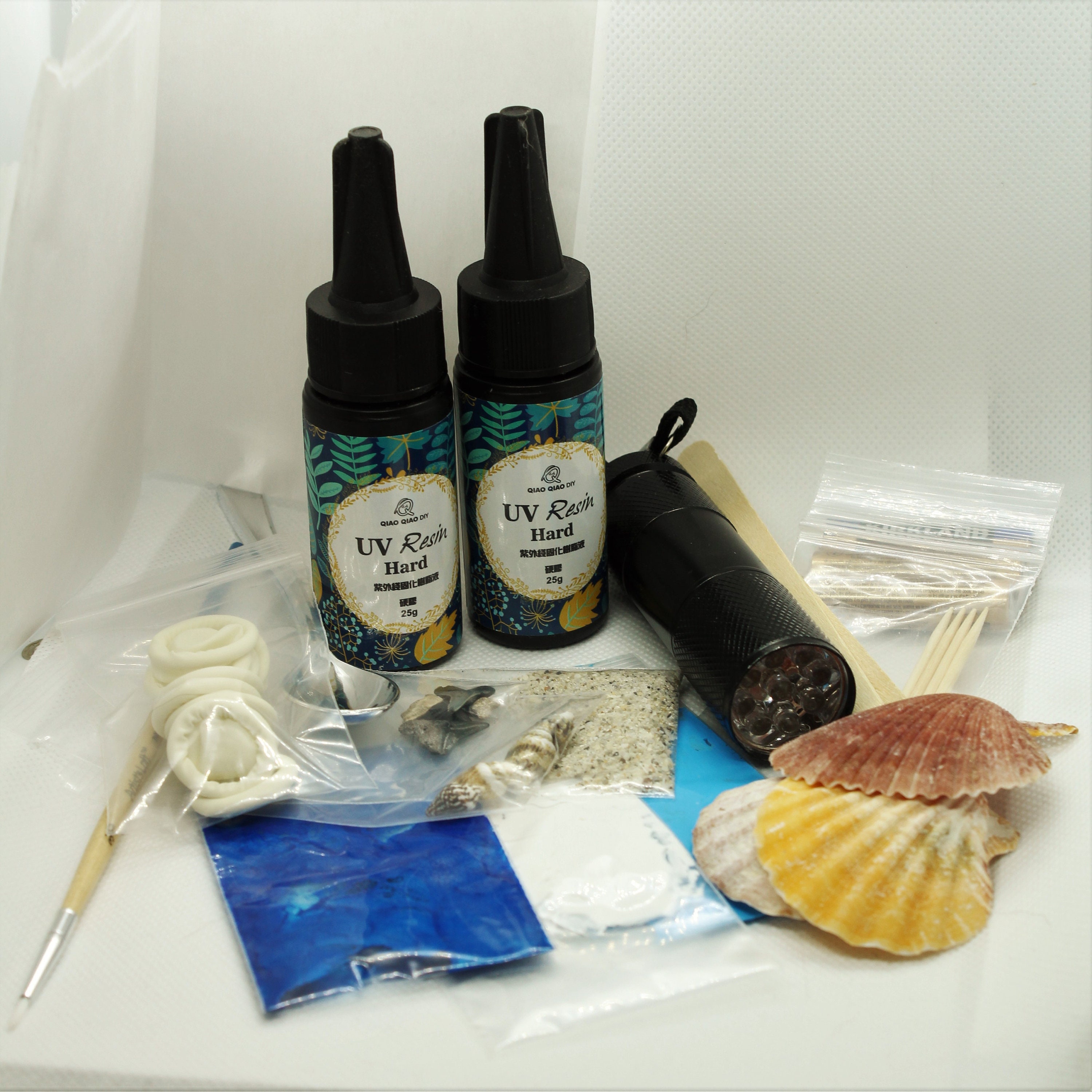 UV resin and uv flashlight - resin beginner kit - clear 25g hard UV What Is The Best Uv Resin To Use