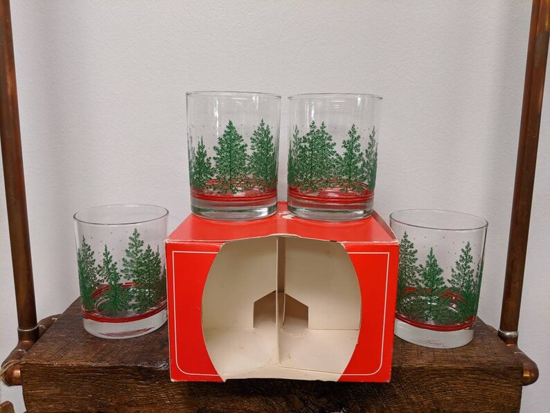 Vintage Christmas tree glasses by Libbey for Christmas Etsy