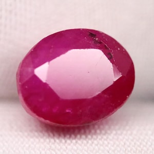 3.25 Karat Natürlicher Rubin aus Burma | Runder facettierter loser Edelstein |  Juli Geburtsstein | Pink Roter Rubin für selbstgebastelten Schmuck