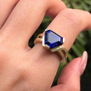 Super Men Cut Blue Sapphire Men&#39;s Ring, 925 Sterling Silver Blue Sapphire Unique Men&#39;s Ring, September Birthstone Ring, Gift For Him