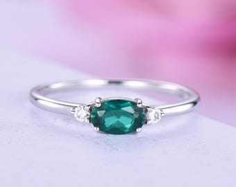 Three Stone Emerald Ring, 14k Gold & 925 Sterling Silver Green Emerald Oval Cut Ring, Gift For Wife/Girlfriend, May Birthstone Emerald Ring