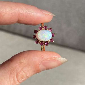 Natural Fire Opal Garnet Halo Ring Timeless Beauty for Every Occasion 14k Gold Opal Ring Women Ring Cluster Ring Art Deco Ring for Her/Women
