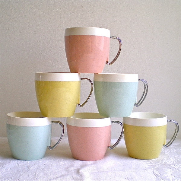 Vintage Cups, Thermo Cups, Metal Handles, 1960s , Camping, Patio, Picnic, Plastic, 6 cups, Pink, Aqua, Yellow