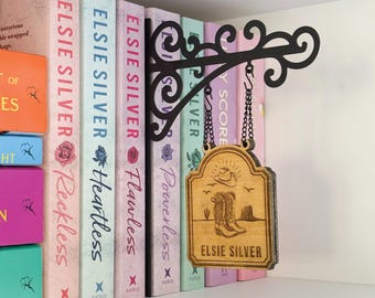 Elsie Silber Buch Teiler, Benutzerdefinierte Autor BuchTavern Schilder, BookTok Geschenk, Bibliothek Organisatoren, Buchgenre Teiler, Sparen Sie eine Pferdefahrt einen Cowboy