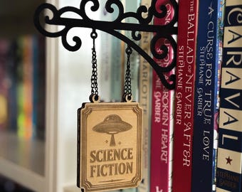 Letreros personalizados para librerías, regalos BookTok, organizadores de biblioteca, separadores de géneros literarios, regalos para amantes de los libros, regalos personalizados para amantes de los libros, libros personalizados