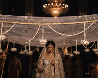 White Bridal Entry Chadar, Phoolon Ki Chadar, Indian Wedding Canopy, Floral Bride Entrance Veil, Punjabi Doli Fabric, Custom Wedding Decor