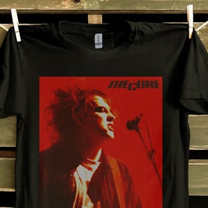 Maglietta gotica retrò anni &#39;80: maglietta grafica con band post-punk