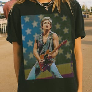 Graphic T-Shirt – Working Class Glory // Retro Classic Rock American Sound