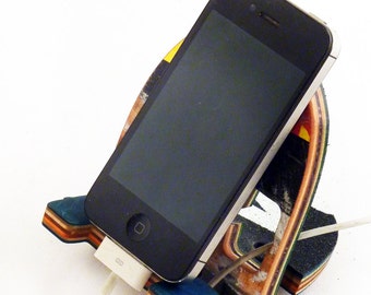 Skateboard Phone Dock - SkateDock - Cell Phone Charging Station made from Recycled Skateboards by Deckstool.