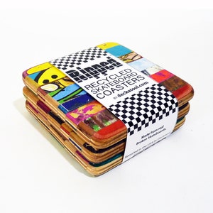 Ensemble de trois sous-bocks déchirés par Deckstool. Décoration d'intérieur de skateboard recyclé.